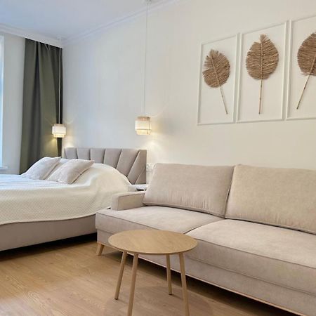 Seredino Green Apartment- Modern Comfort In A Quiet Location, 5 Minutes To Gdansk Old Town & Seaside Exterior photo