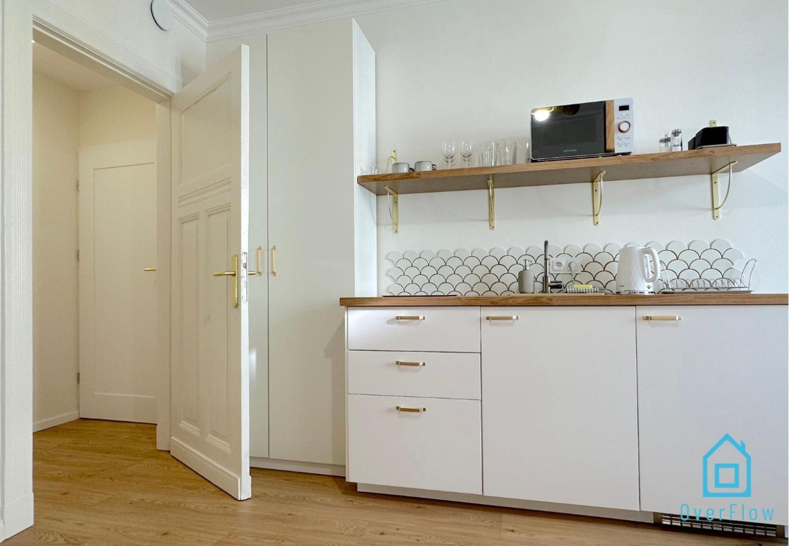 Seredino Green Apartment- Modern Comfort In A Quiet Location, 5 Minutes To Gdansk Old Town & Seaside Exterior photo